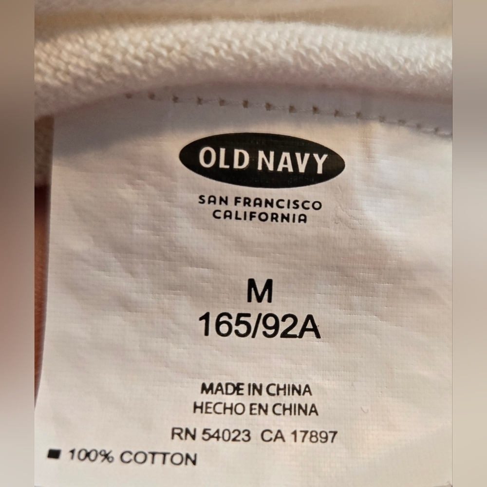 NWOT | Old Navy | Knit Button Closure V-Neck Cardigan | M | White w/ Black Trim - Picture 8 of 10